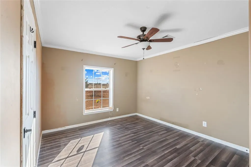 Photo 11 — 18186 W Charter Oak Road, Cashion, OK 73016