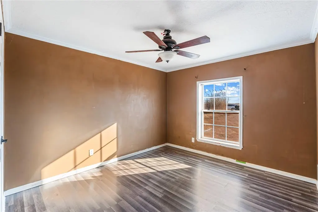 Photo 12 — 18186 W Charter Oak Road, Cashion, OK 73016
