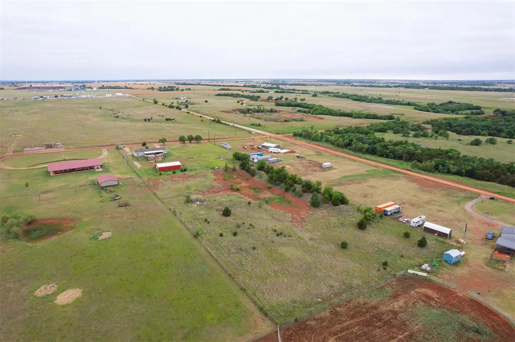 Photo 25 — 18186 W Charter Oak Road, Cashion, OK 73016