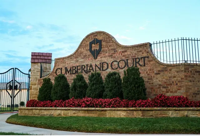 Front exterior — 1102 Cumberland Court, Nichols Hills, OK 73116