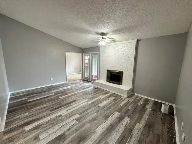 Photo 4 — 3628 Peregrine Drive, Norman, OK 73072