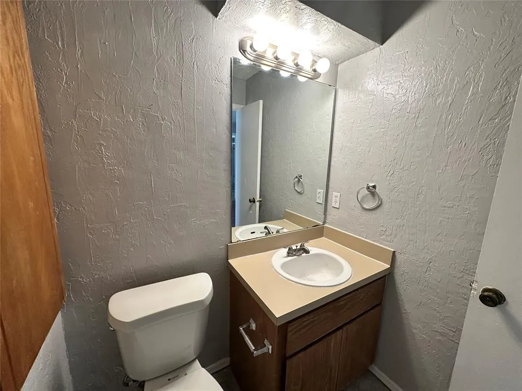 Photo 16 — 3628 Peregrine Drive, Norman, OK 73072