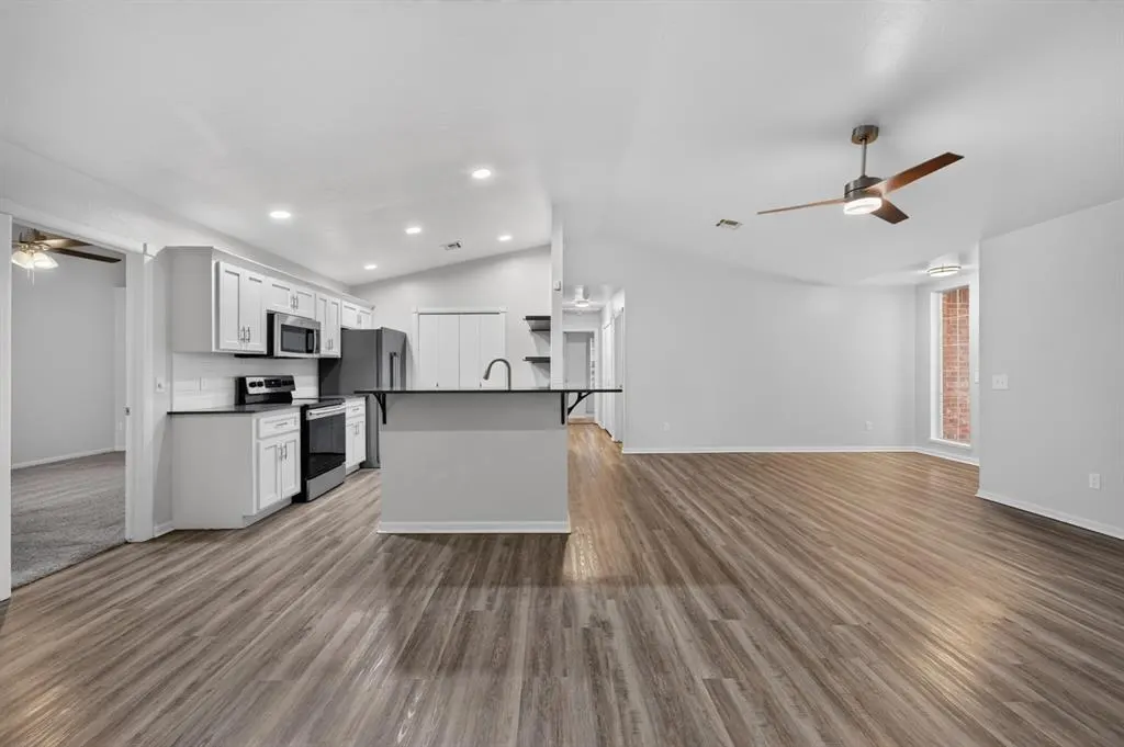 Photo 10 — 4612 Midway Drive, Norman, OK 73072