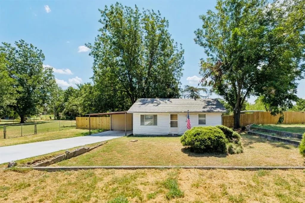 Front exterior — 10220 Bellview Drive, Midwest City, OK 73130