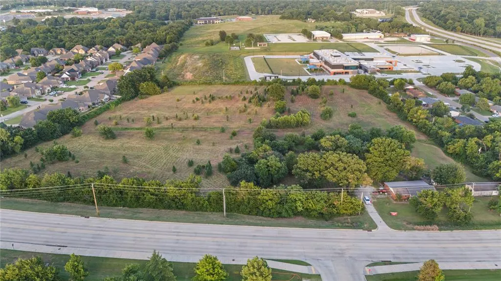 Photo 4 — 1700 Kerr Lab Road, Ada, OK 74820