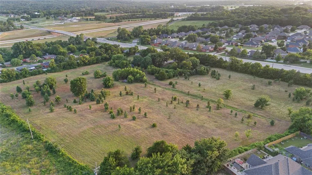 Photo 8 — 1700 Kerr Lab Road, Ada, OK 74820