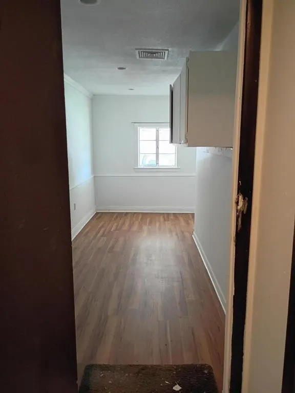 Photo 6 — 8713 Hillcrest Drive, Oklahoma City, OK 73159