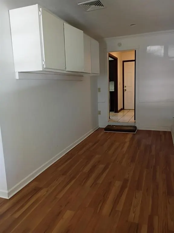 Photo 7 — 8713 Hillcrest Drive, Oklahoma City, OK 73159
