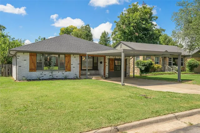 Photo 2 — 2616 NW 38th Street, Oklahoma City, OK 73112