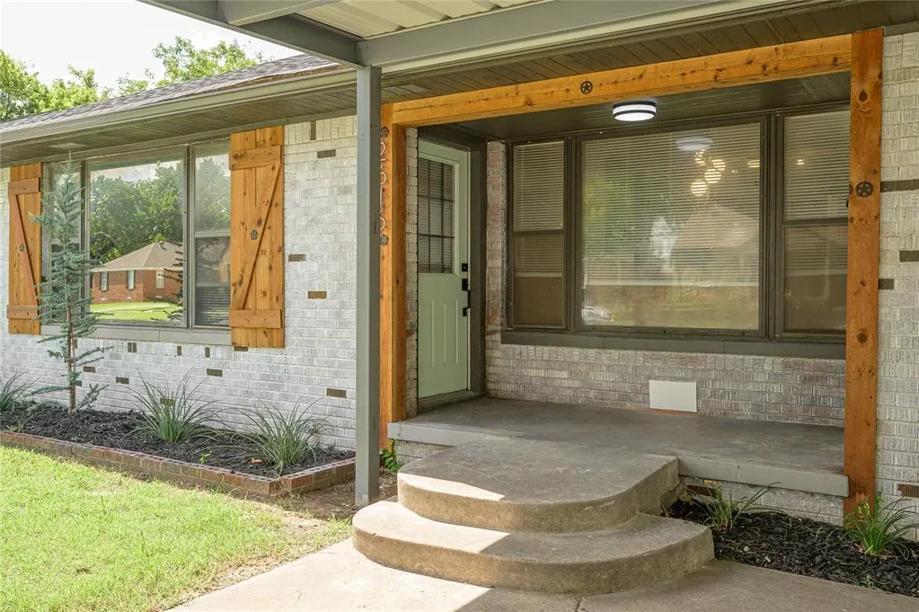 Photo 3 — 2616 NW 38th Street, Oklahoma City, OK 73112