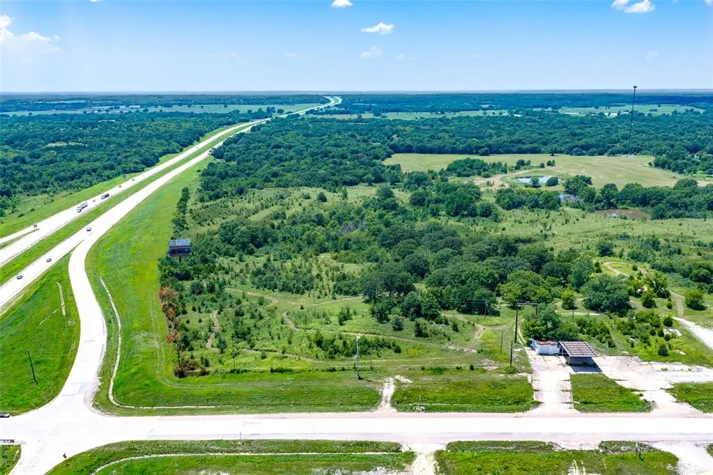 Front exterior — 0000 I-40 and Hwy 56 1, Okemah, OK 74859