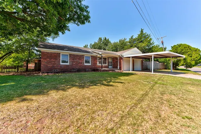 Photo 2 — 5201 NW 46TH Drive, Oklahoma City, OK 73122