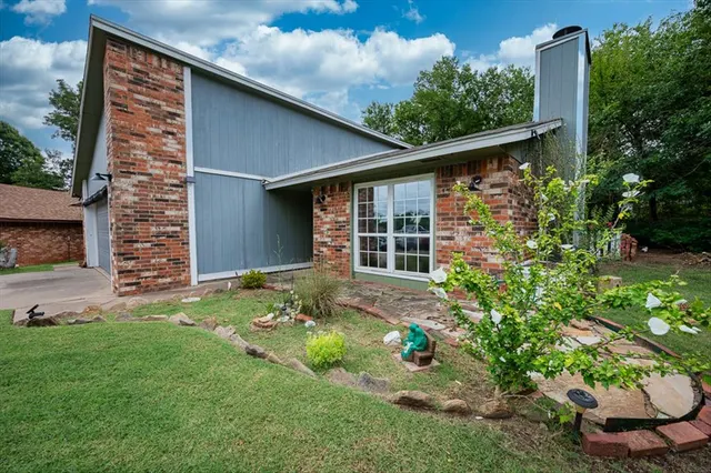 Photo 4 — 101 Stonewood Drive, Noble, OK 73068