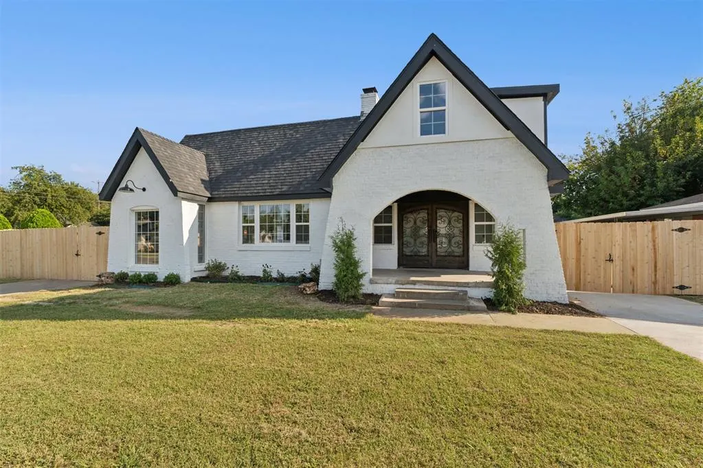 Photo 2 — 2300 NW 20th Street, Oklahoma City, OK 73107