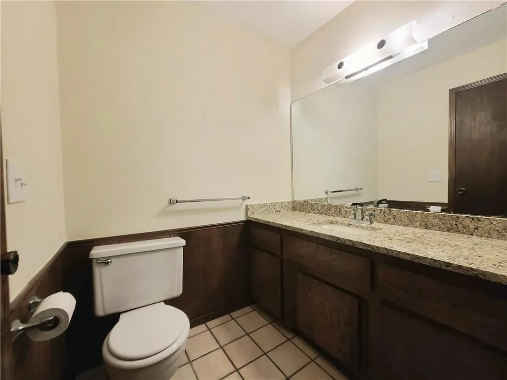 Photo 9 — 163 Barrett Place, Edmond, OK 73003