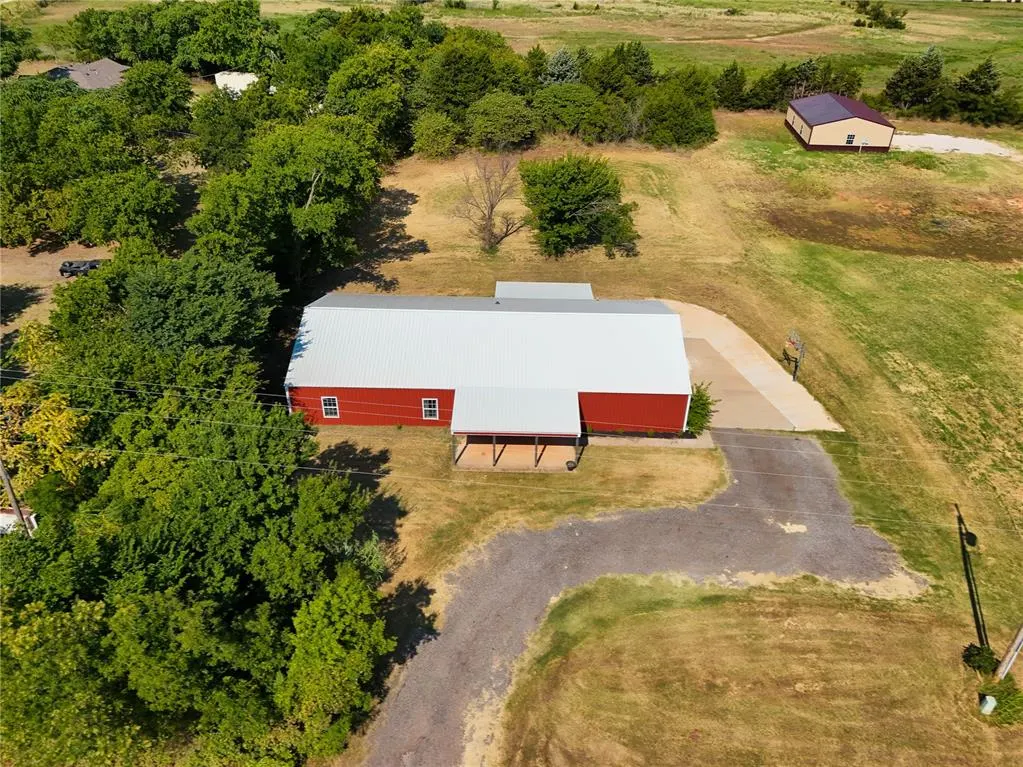 Photo 41 — 915 N Douglas Boulevard, Guthrie, OK 73044