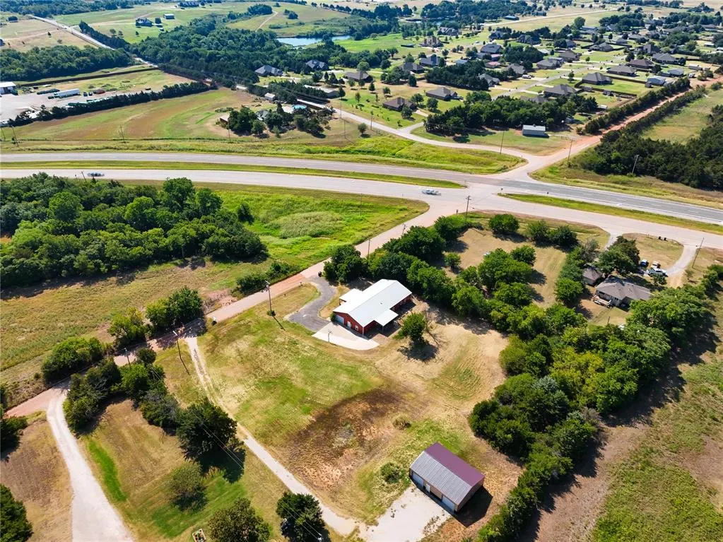 Photo 42 — 915 N Douglas Boulevard, Guthrie, OK 73044