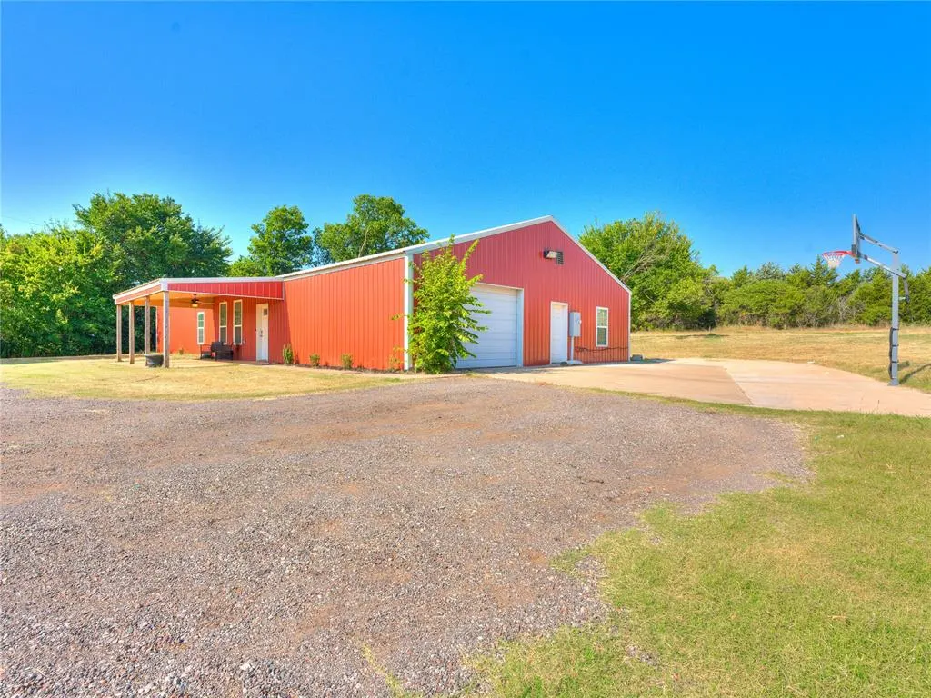 Photo 49 — 915 N Douglas Boulevard, Guthrie, OK 73044