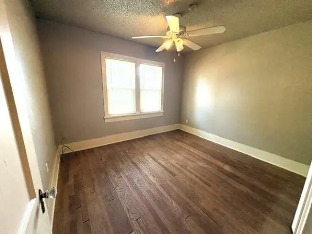 Photo 8 — 1128 NW 48th Street, Oklahoma City, OK 73118