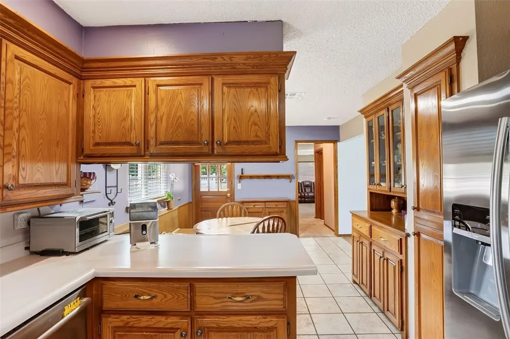 Photo 10 — 1901 Ives Way, Choctaw, OK 73020