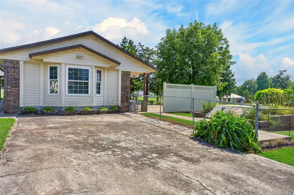 Photo 22 — 1901 Ives Way, Choctaw, OK 73020
