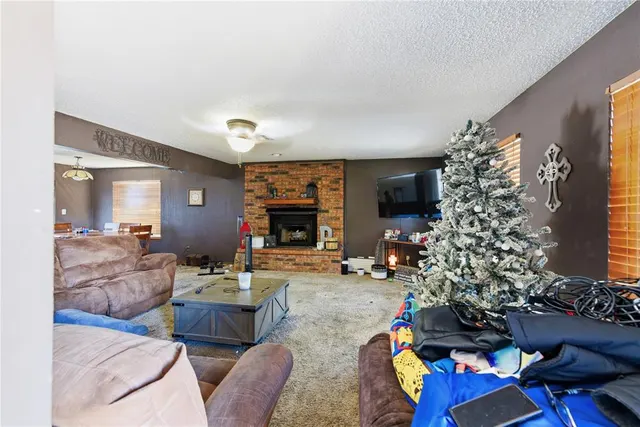 Photo 2 — 2058 W 7th Place, Elk City, OK 73644