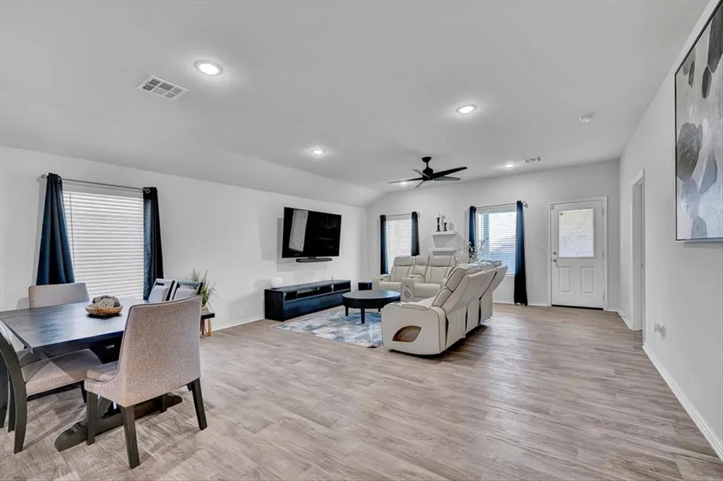Photo 7 — 3512 Moraine Drive, Yukon, OK 73099
