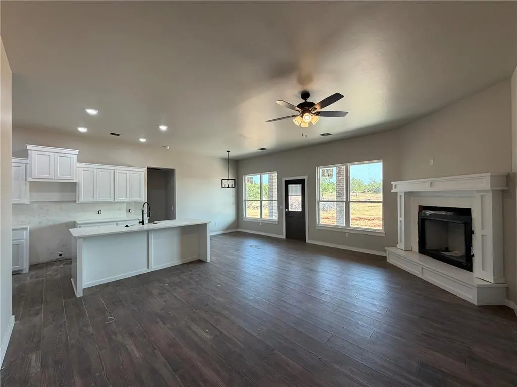 Photo 2 — 2213 Winter Ridge Road, Blanchard, OK 73010