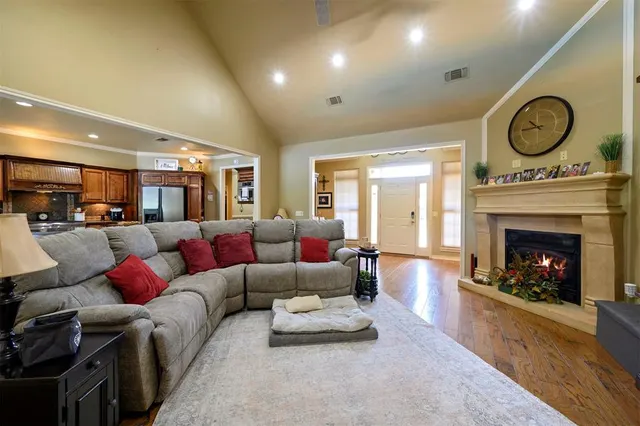 Photo 6 — 803 Oak Brook Drive, Idabel, OK 74745