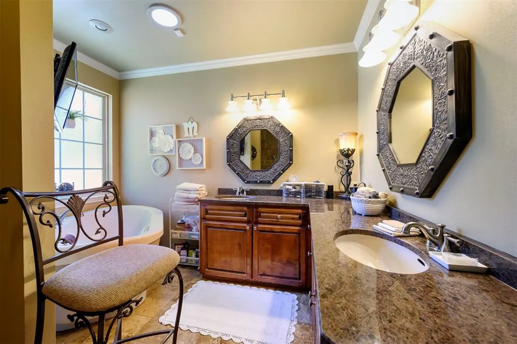 Photo 31 — 803 Oak Brook Drive, Idabel, OK 74745