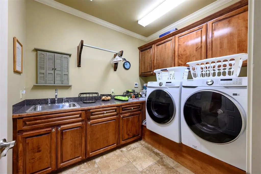 Photo 34 — 803 Oak Brook Drive, Idabel, OK 74745
