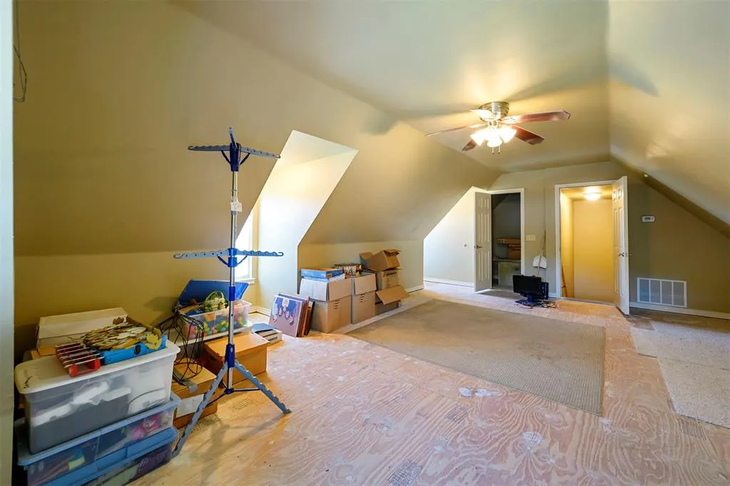 Photo 37 — 803 Oak Brook Drive, Idabel, OK 74745