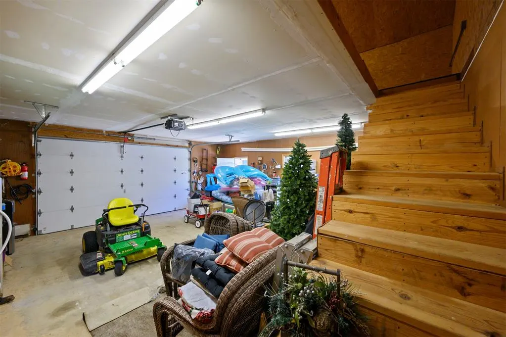 Photo 46 — 803 Oak Brook Drive, Idabel, OK 74745