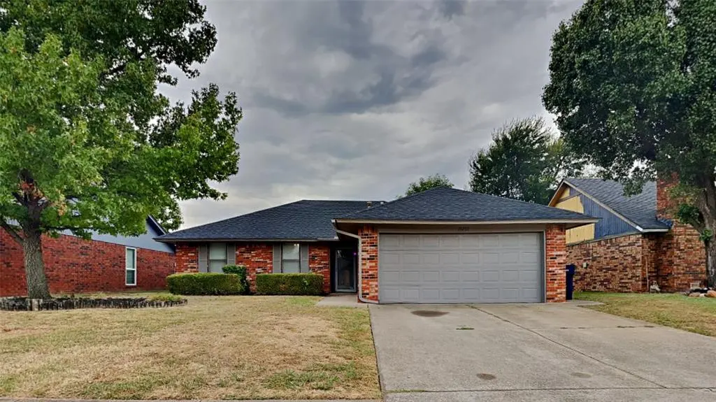 Photo 2 — 13233 Eastridge Drive, Oklahoma City, OK 73170