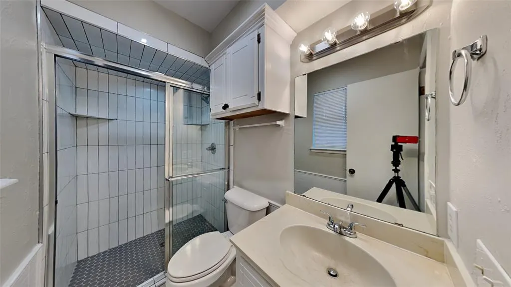 Photo 12 — 13233 Eastridge Drive, Oklahoma City, OK 73170