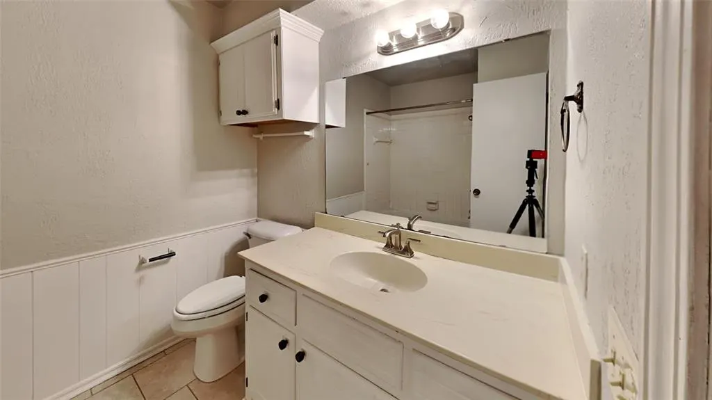 Photo 14 — 13233 Eastridge Drive, Oklahoma City, OK 73170
