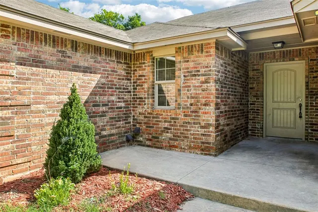 Photo 8 — 12702 Fox Pass Road, Edmond, OK 73034