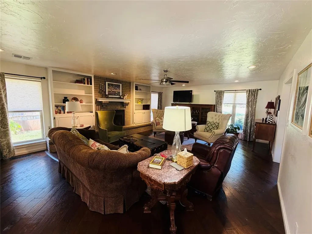 Photo 7 — 1510 W E Avenue, Elk City, OK 73644