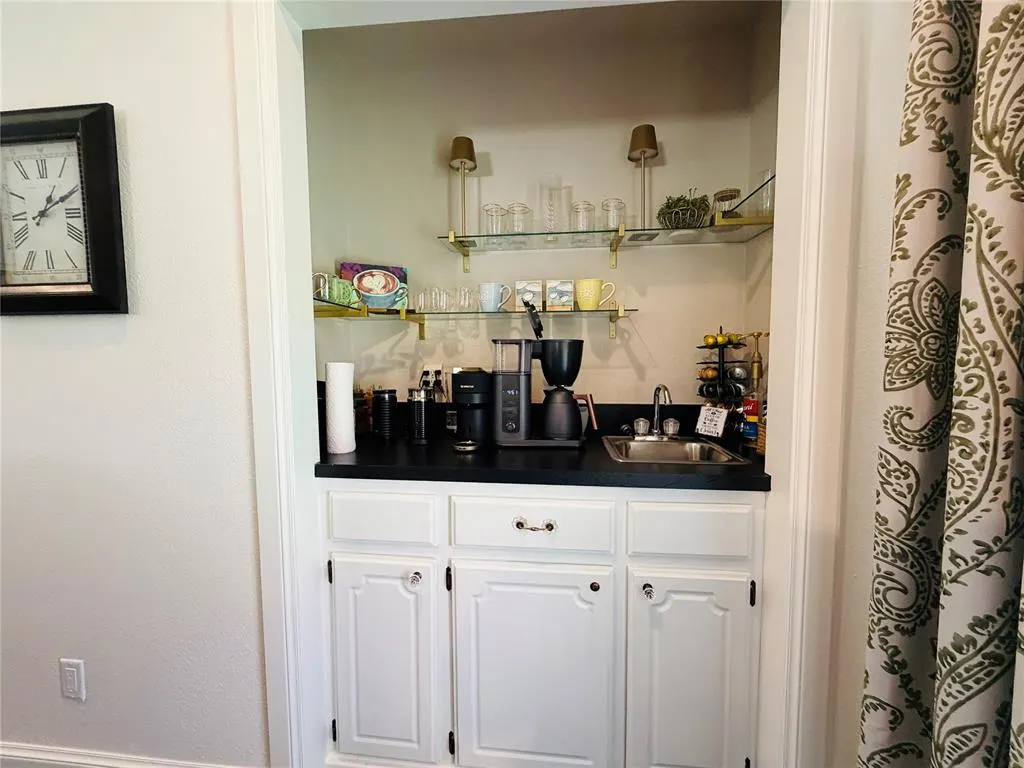 Photo 12 — 1510 W E Avenue, Elk City, OK 73644