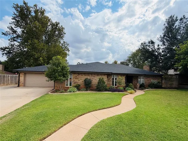 Photo 2 — 1510 W E Avenue, Elk City, OK 73644