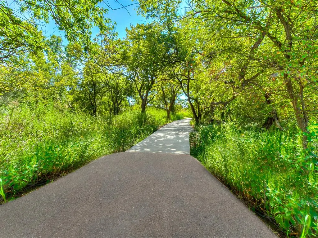 Photo 17 — 14625 Chamberry Drive, Oklahoma City, OK 73142