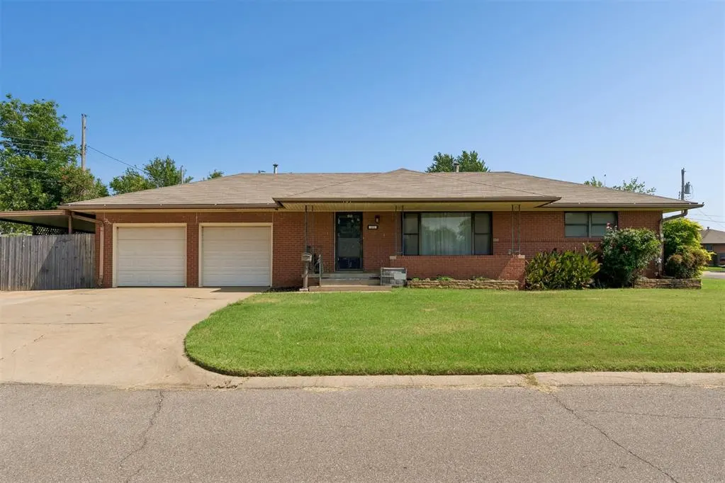 Front exterior — 101 E Kerr Drive, Midwest City, OK 73110
