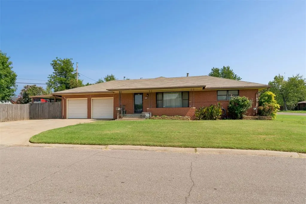 Photo 2 — 101 E Kerr Drive, Midwest City, OK 73110