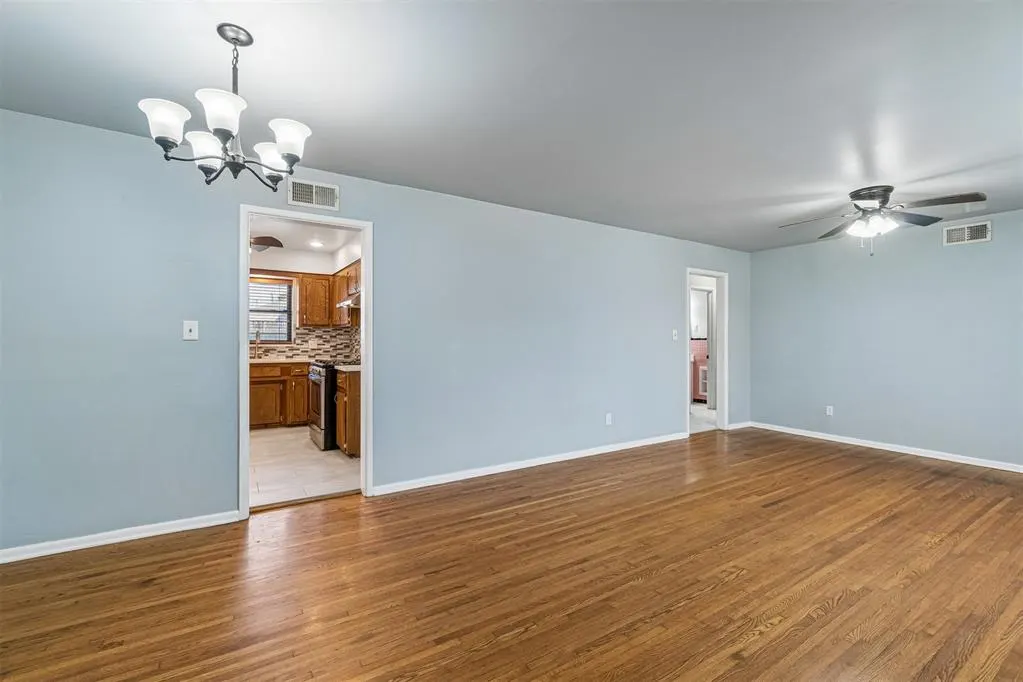 Photo 6 — 101 E Kerr Drive, Midwest City, OK 73110