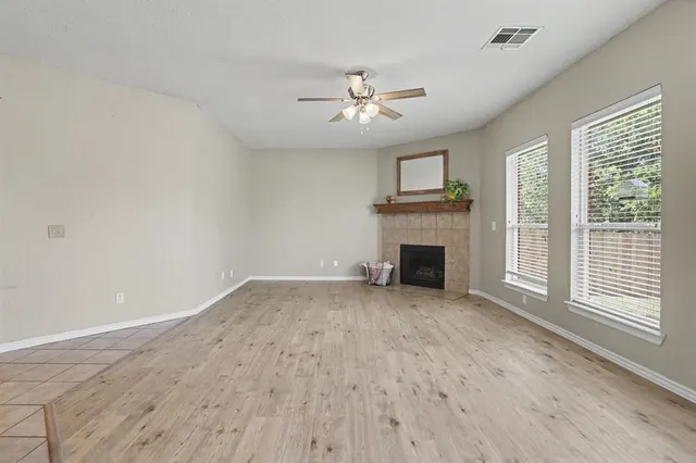 Photo 5 — 2008 N Branden Lane, Edmond, OK 73003
