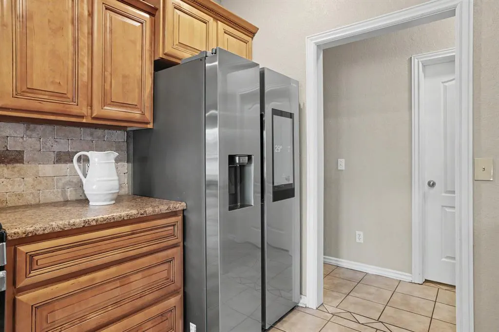 Photo 7 — 2008 N Branden Lane, Edmond, OK 73003