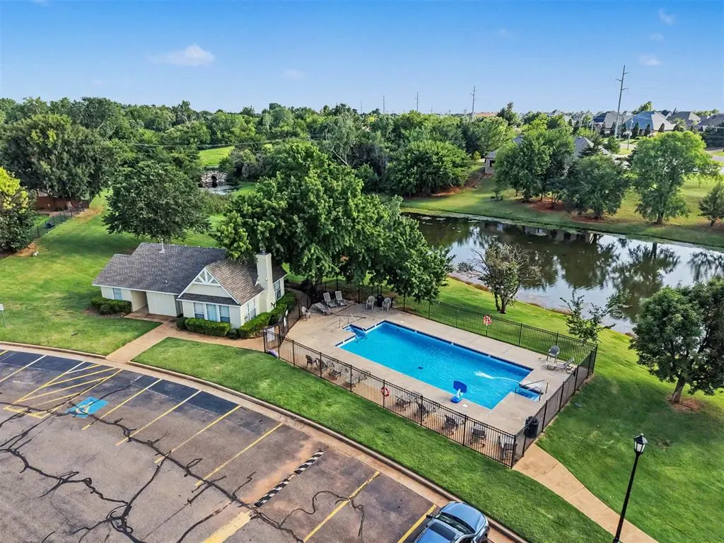Photo 26 — 2008 N Branden Lane, Edmond, OK 73003