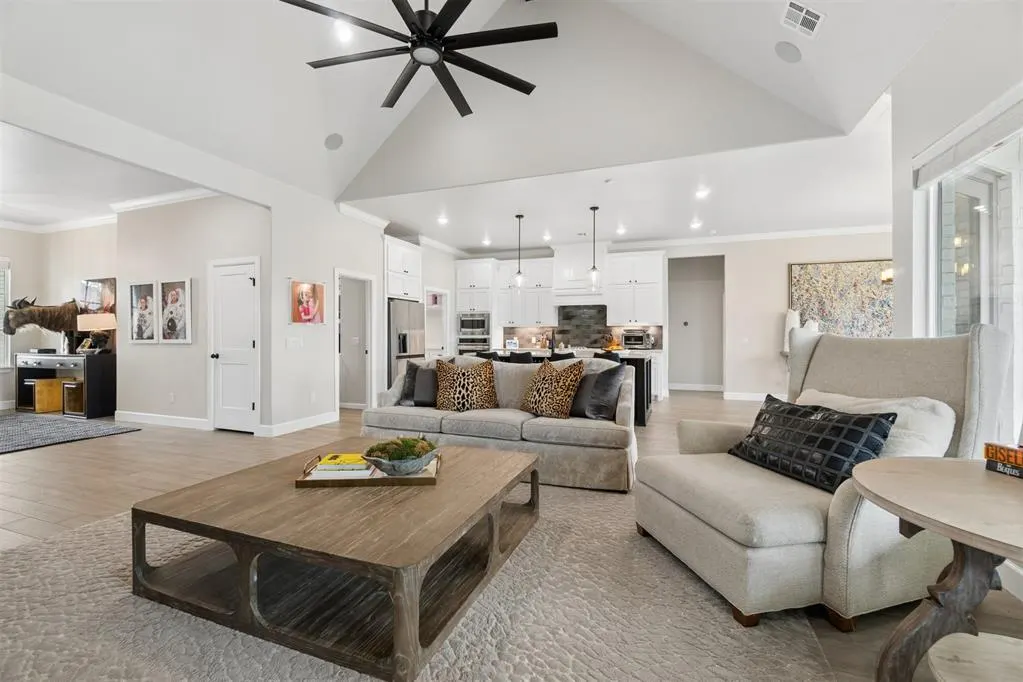 Photo 11 — 701 Maple Hill Road, Norman, OK 73069