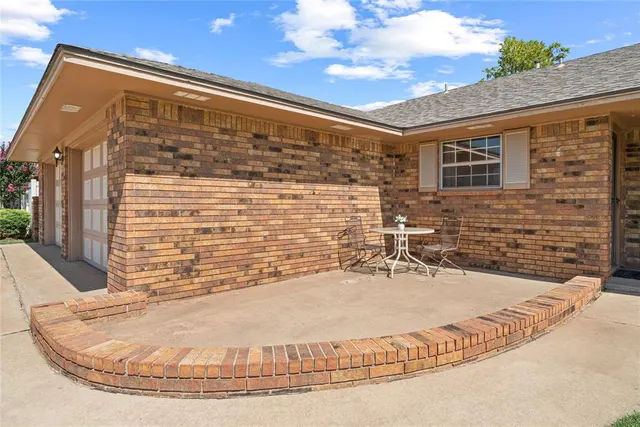 Photo 6 — 1316 Caudill Drive, Watonga, OK 73772