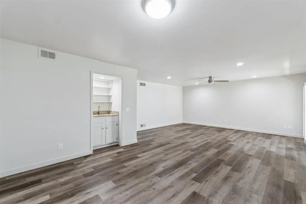 Photo 18 — 1110 Sherwood Lane 108, Oklahoma City, OK 73116